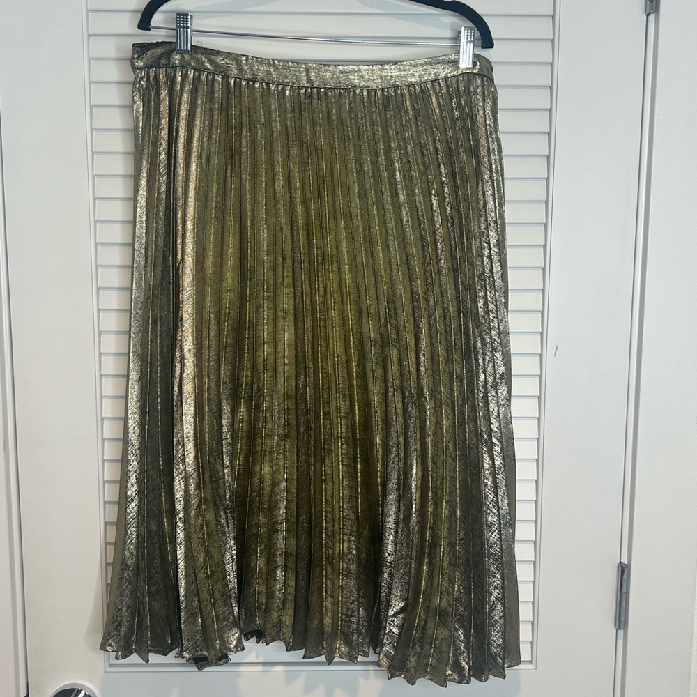 Hobbs London Gold Metallic Pleated Skirt - Size 14